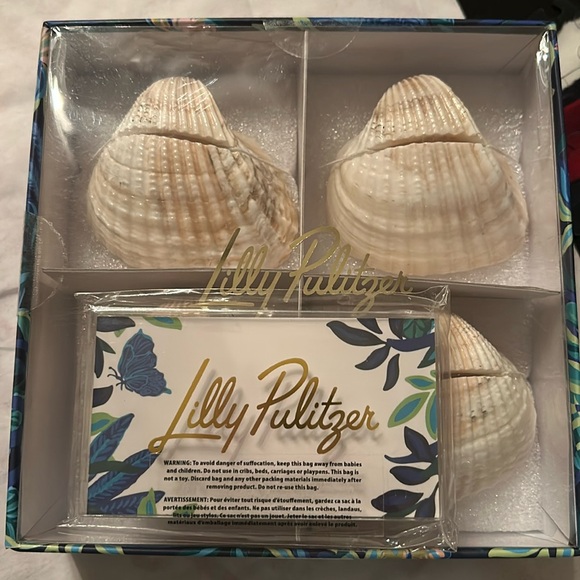 Lilly Pulitzer Other - Lily Pulitzer Hard Shell Place Card Holders + Table Cards